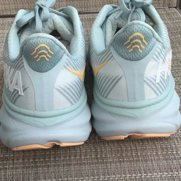 Hoka Women's Blue Athletic Shoes 7 D - Picture 3 of 10